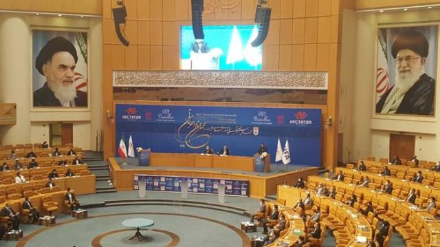 世界杯客户端下载安装-伊朗经济学者当选足协主席 前球星卡里米九票落选